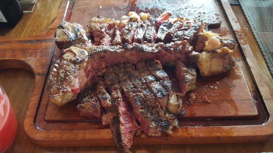 Carne Extra Porterhouse