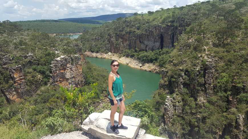 Fotinho clássica sobre a pedra do Mirante dos Canyons