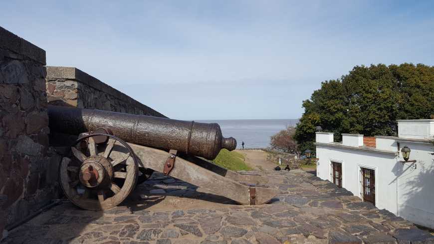 Canhão que protegia a cidade no Bastión de San Miguel