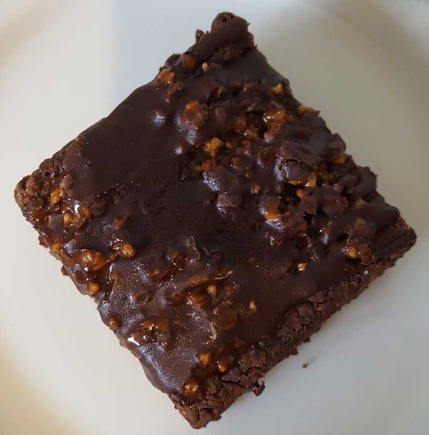 Brownie crocante: chocolatudo, macio e molhadinho!