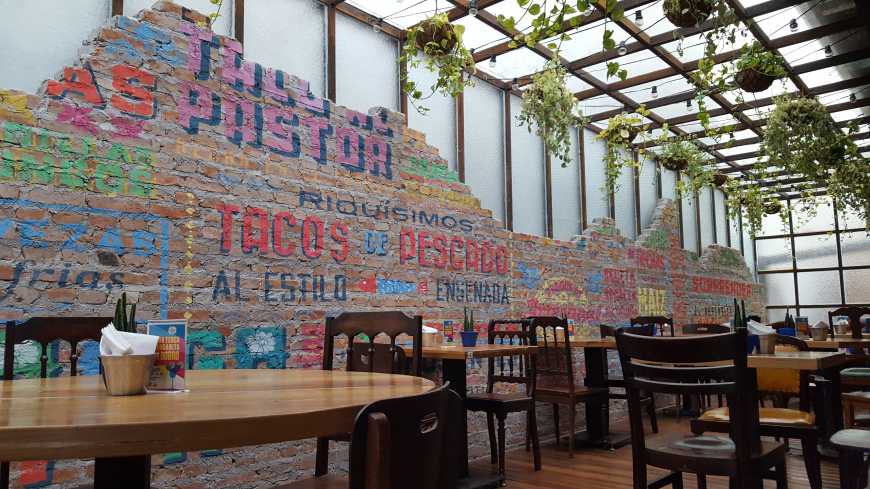 Ambiente fofo e descontraído de Lupe Bar y Taqueria