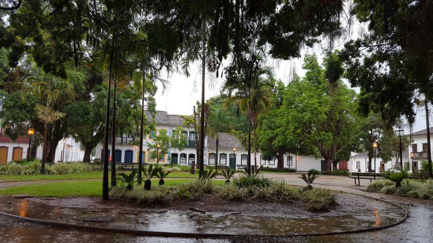 Praça da Matriz, ponto de encontro para o Free Walking Tour Paraty