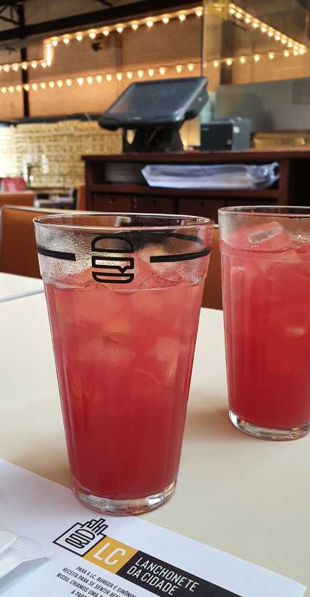 Pink lemonade, sempre uma ótima pedida para acompanhar o burger!