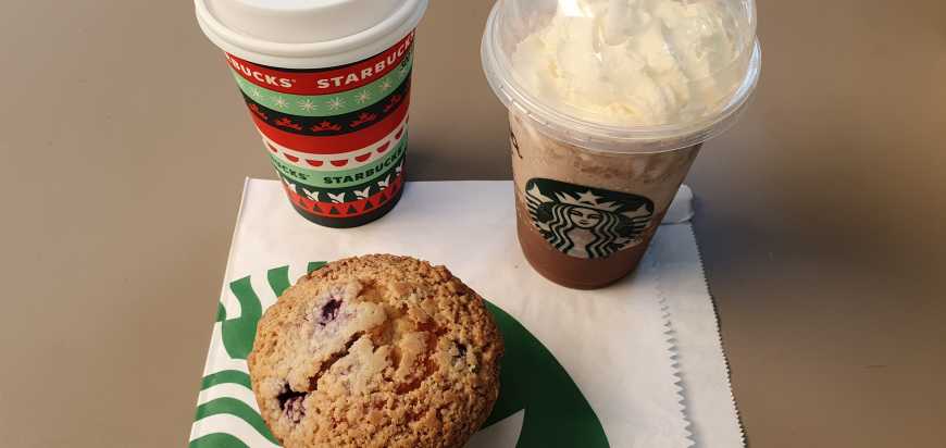 Chocomenta Mocha e Frappuccino no menu especial de Natal da Starbucks