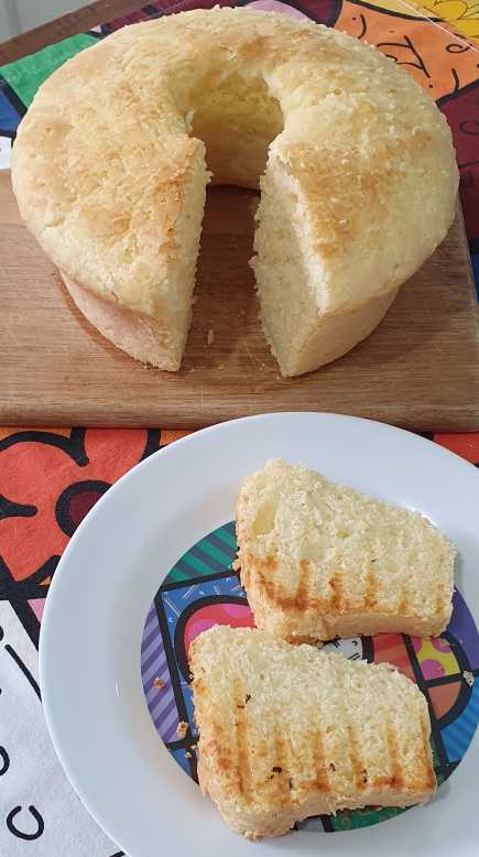 Irresistível bolo de queijo quentinho!