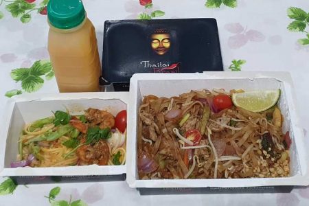 Experiência Thai Completa no delivery do Thaitai Brasil!