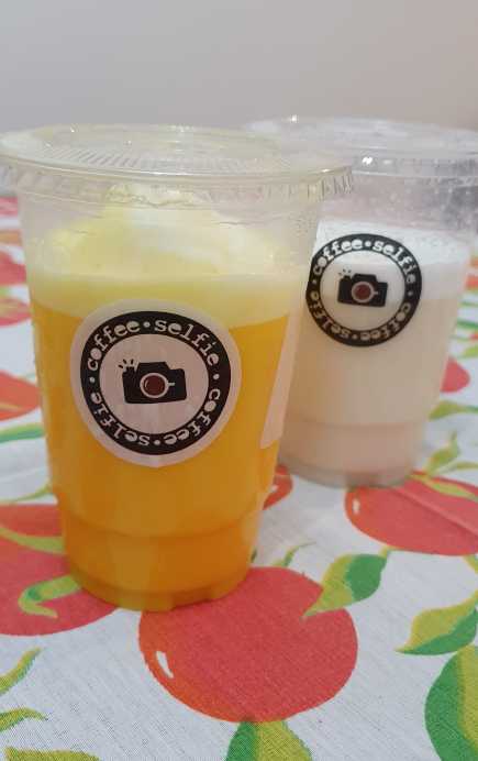 Frappuccino de milho verde e smoothie de lichia