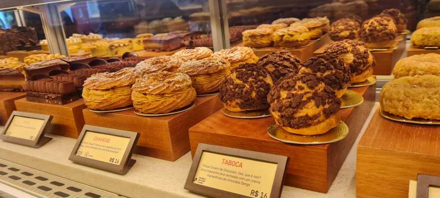 Deliciosas criações da confeitaria Dengo!