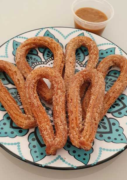 Deliciosos churros com doce de leite!