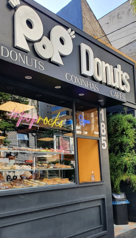Pop Donuts, a casa de donuts do chef Carlos Bertollazi