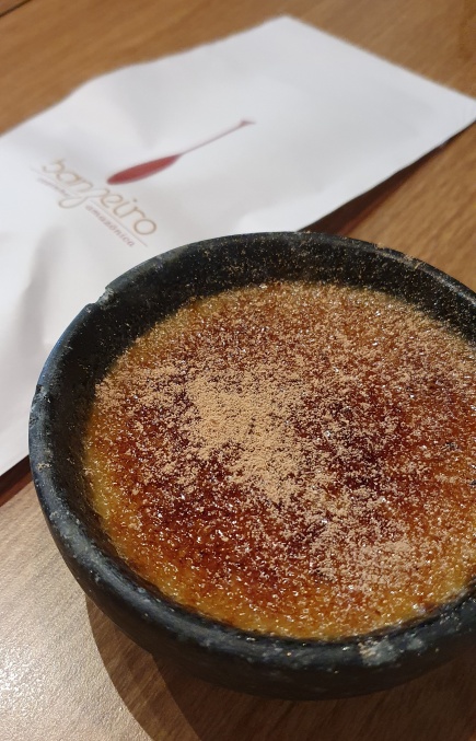 Inusitado brûlée de banana com puxuri do Banzeiro!