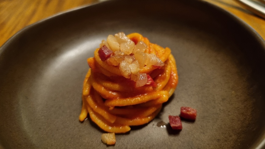 Saboroso tonnarelli all'amatriciana