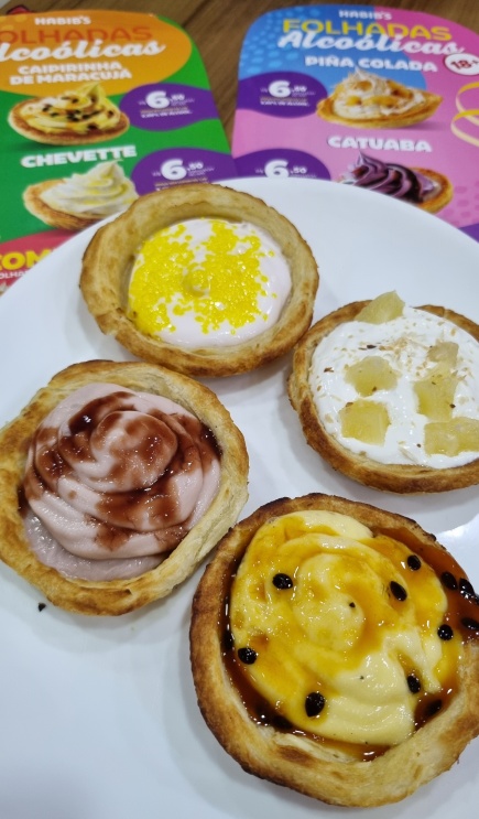 Folhadas alcoólicas do Habib's: Chevette, Piña Colada, Caipirinha de Maracujá e Catuaba