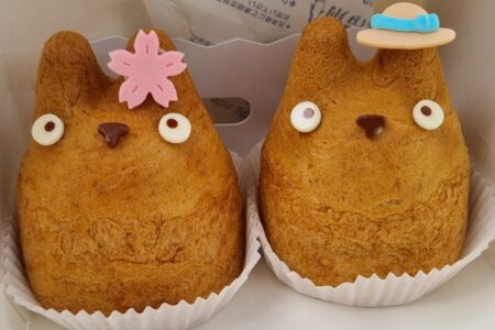 O cream puff do Shiro-Hige’s Cream Puff Factory é um dos doces que você precisa provar no Jãpão!