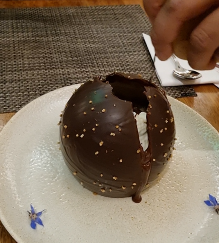 A famosa esfera de chocolate do Chicha por Gaston Acurio!