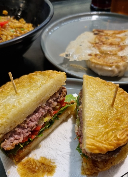 Inusitado Ramen Burger!