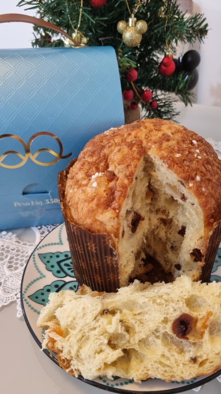 Fofo e molhadinho panettone Qui o Qua!